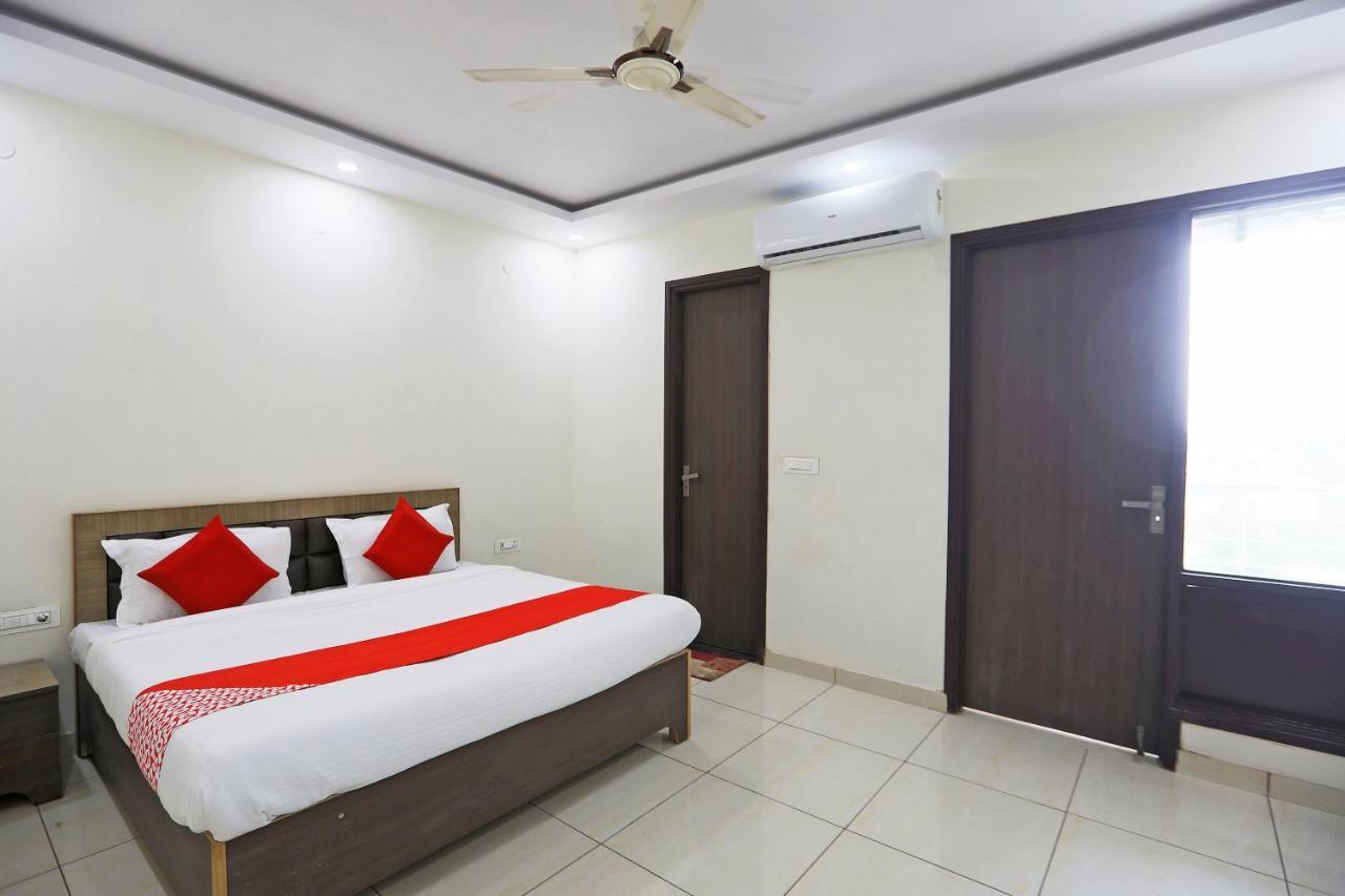 Oyo 48501 Dayal Regency Hotel Hapur Eksteriør billede