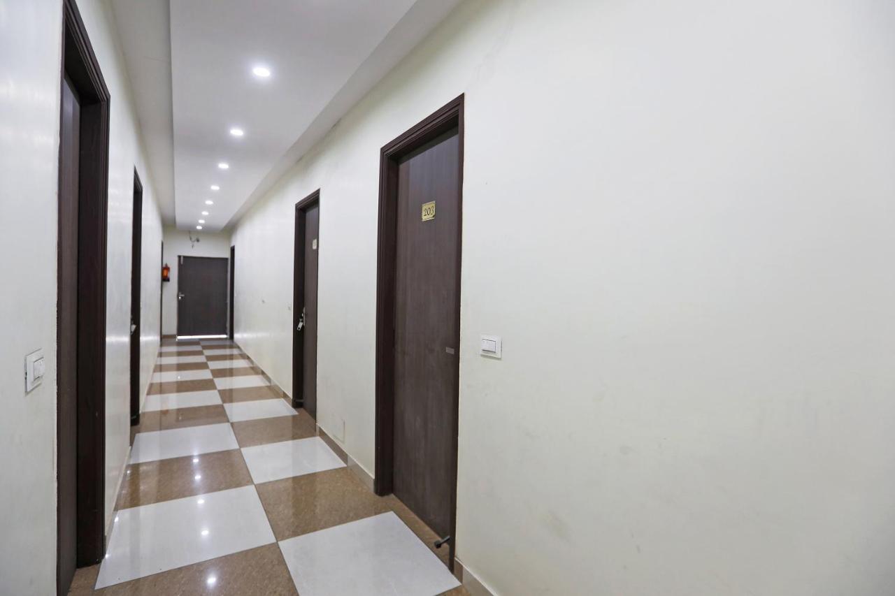 Oyo 48501 Dayal Regency Hotel Hapur Eksteriør billede