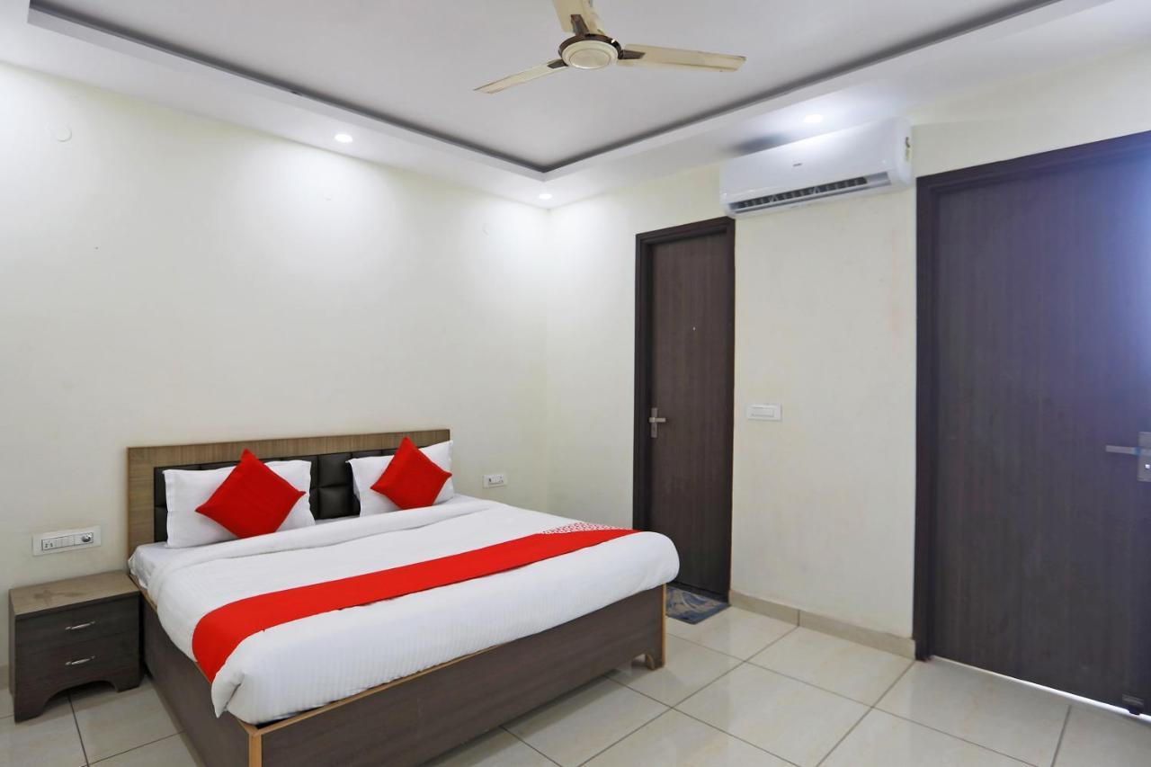 Oyo 48501 Dayal Regency Hotel Hapur Eksteriør billede
